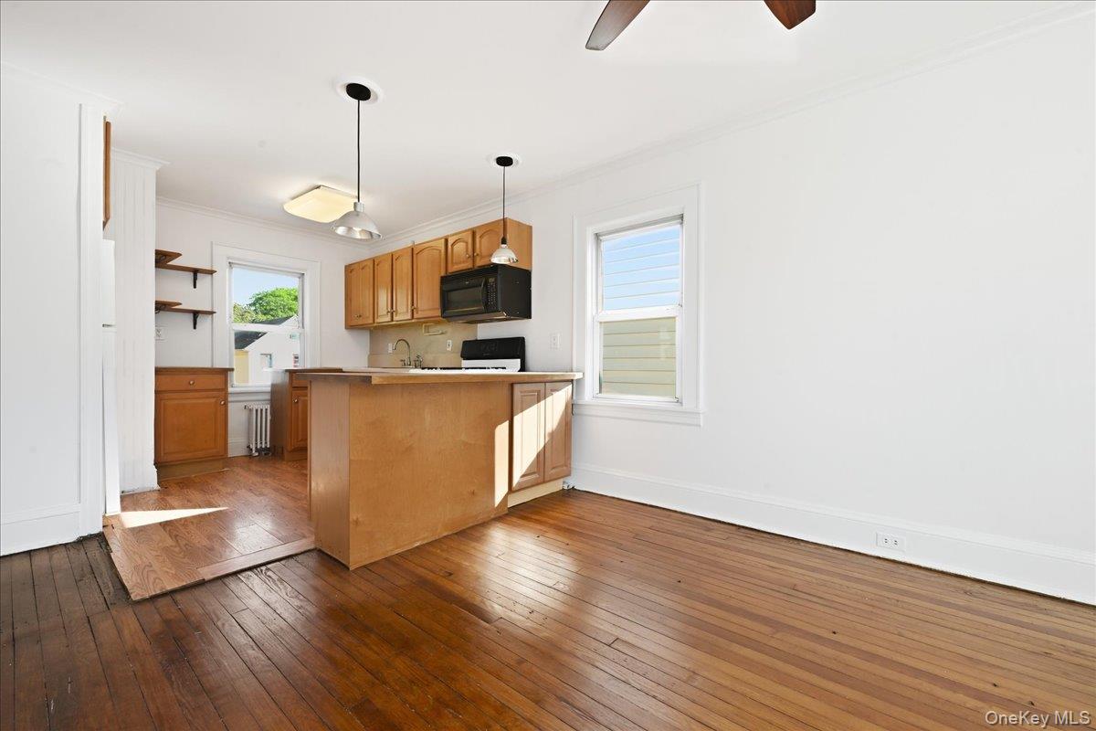 22237 Edmore Avenue Property Photo 13