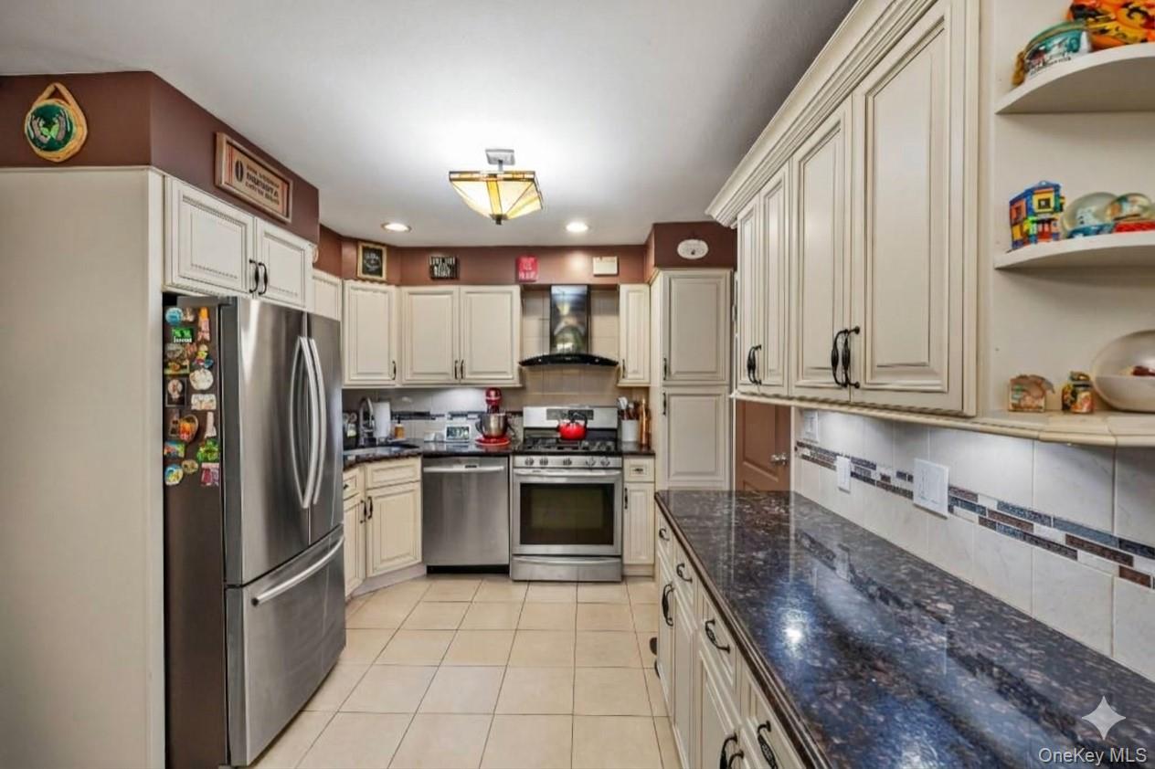 3039 69th Street Property Photo 10