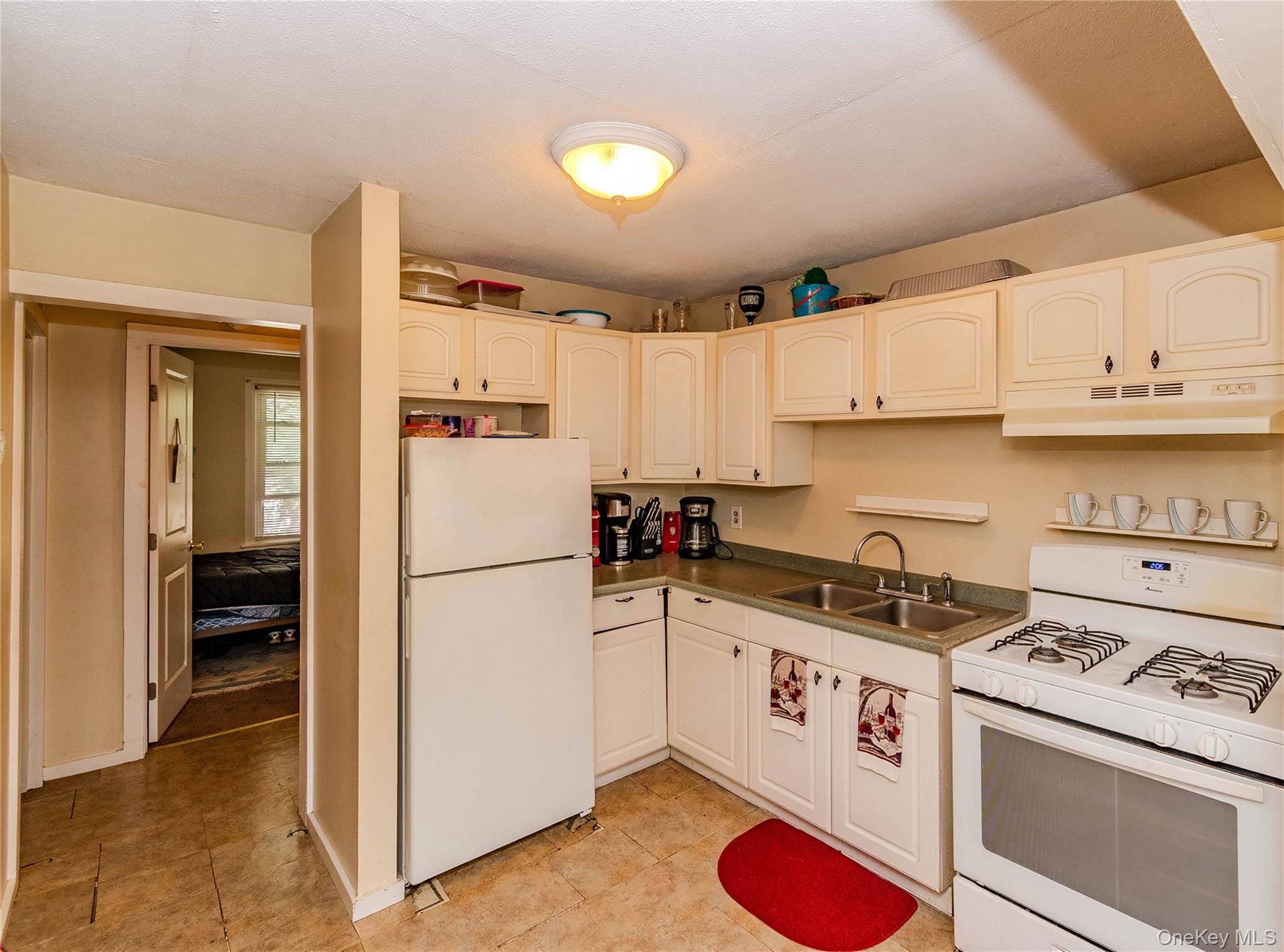 60 Carle Terrace Property Photo 11