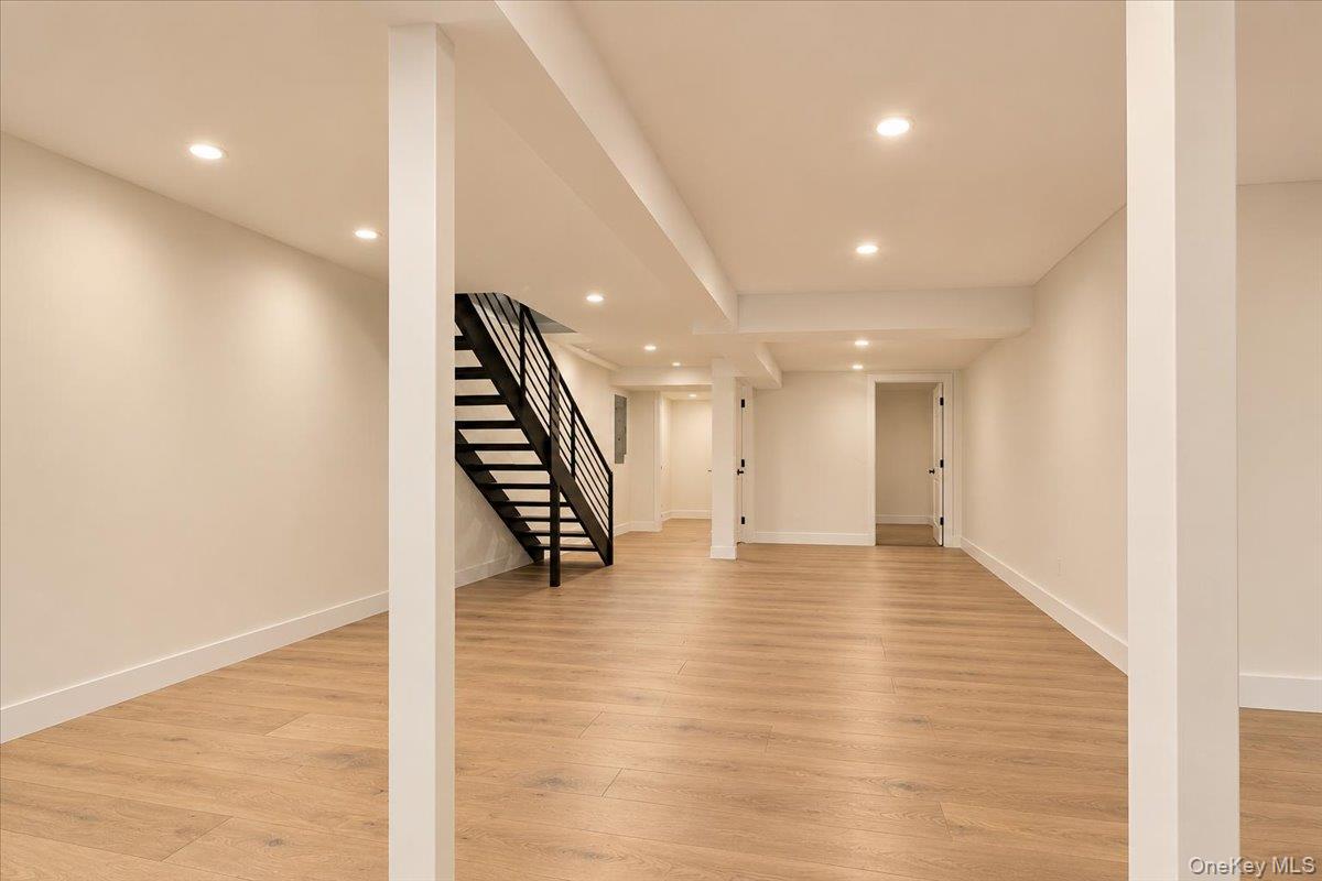 305 Rogers Avenue 1 Property Photo 30
