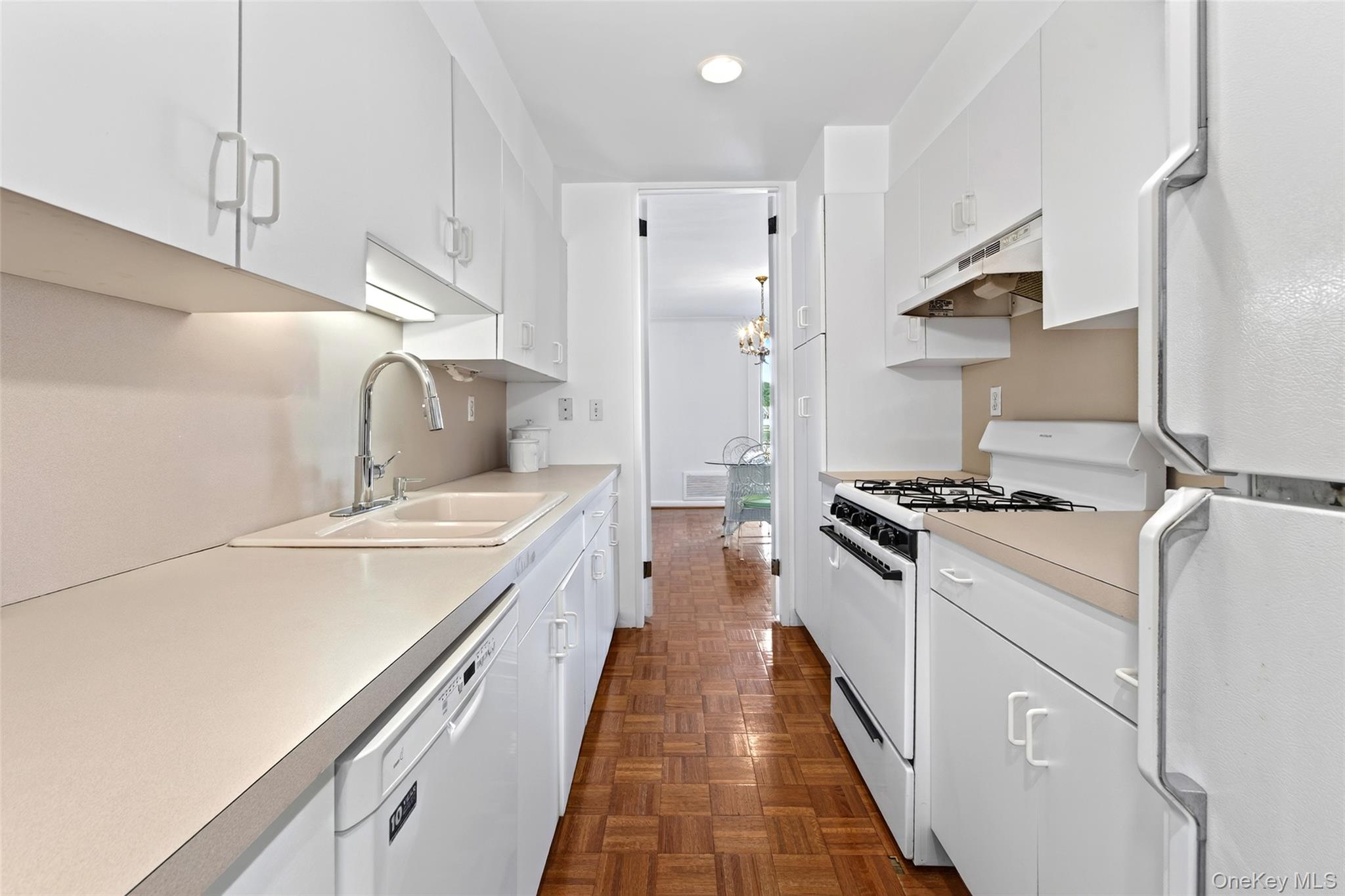 720 Milton Road N-3d Property Photo 6