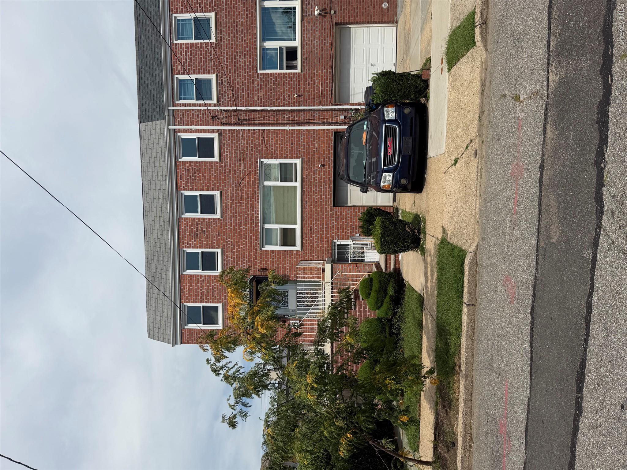 20809 Bardwell Avenue Property Photo 1