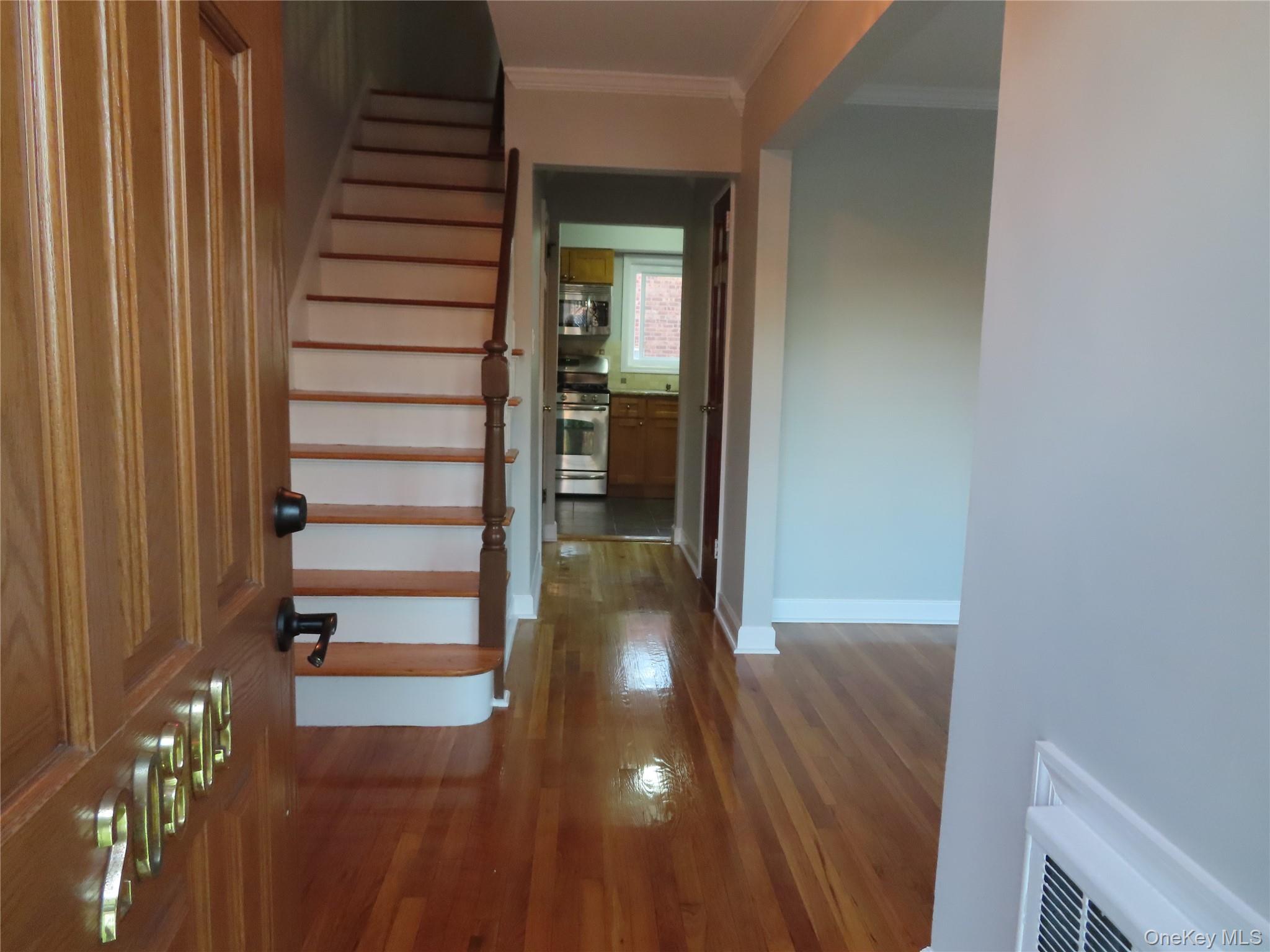 20809 Bardwell Avenue Property Photo 2