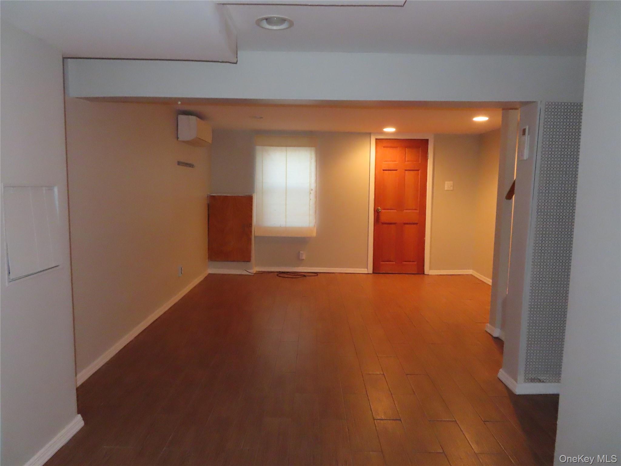 20809 Bardwell Avenue Property Photo 11