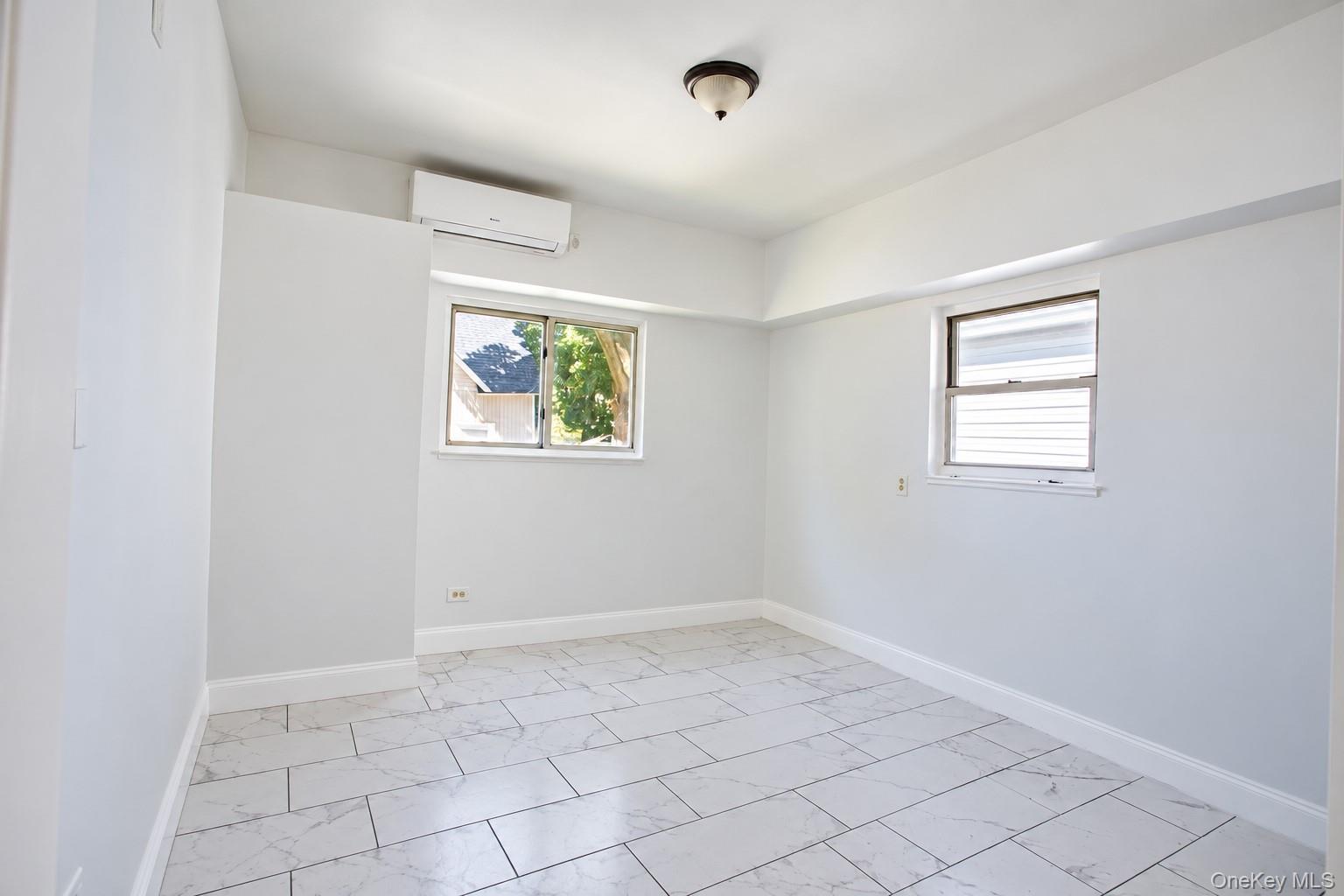 45 Lynbrook Avenue 1 Property Photo 14
