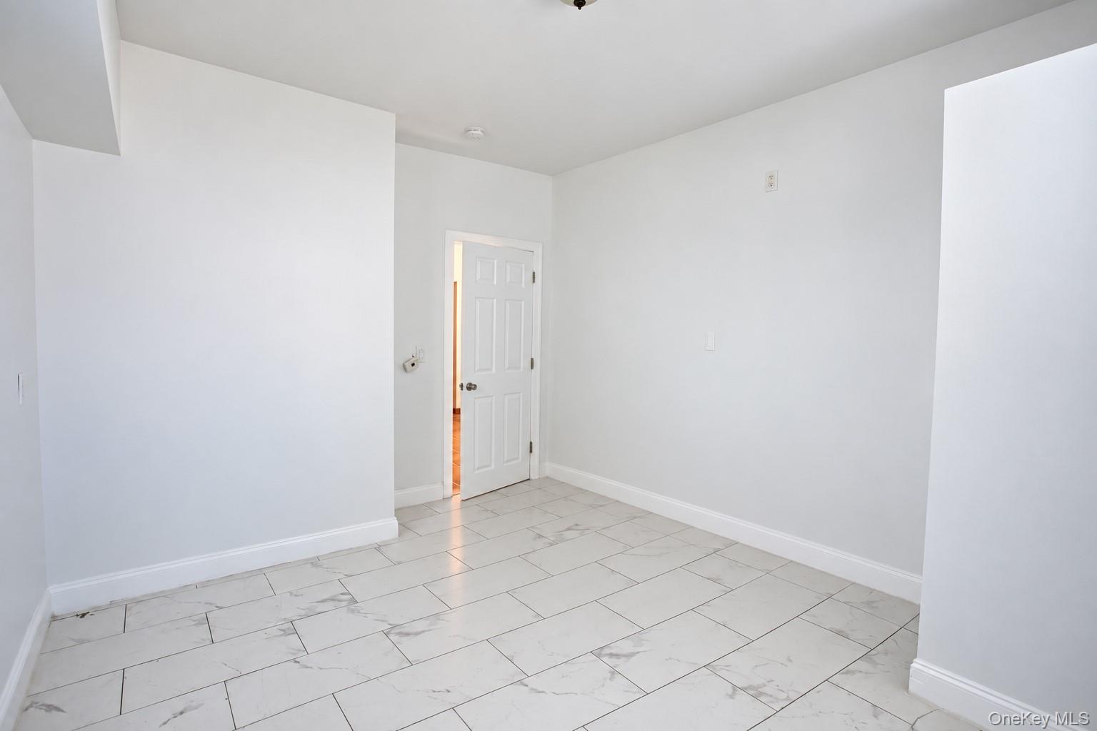 45 Lynbrook Avenue 1 Property Photo 16