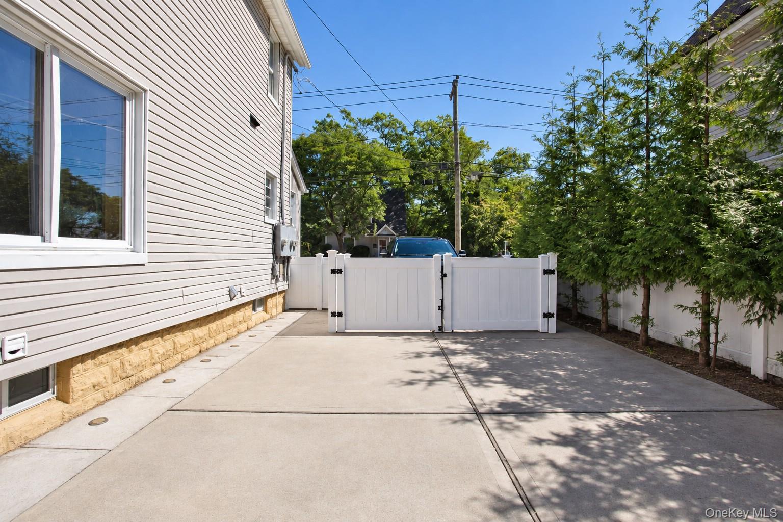 45 Lynbrook Avenue 1 Property Photo 19