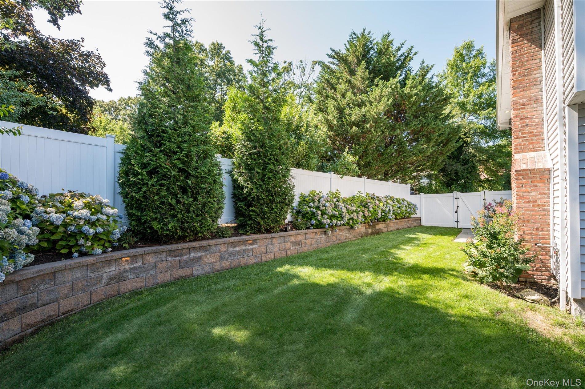 15 Pound Ridge Road Property Photo 37