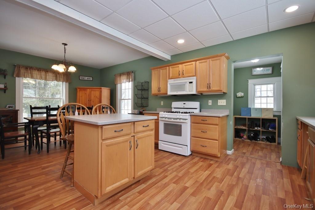53 Yorktown Road Property Photo 9