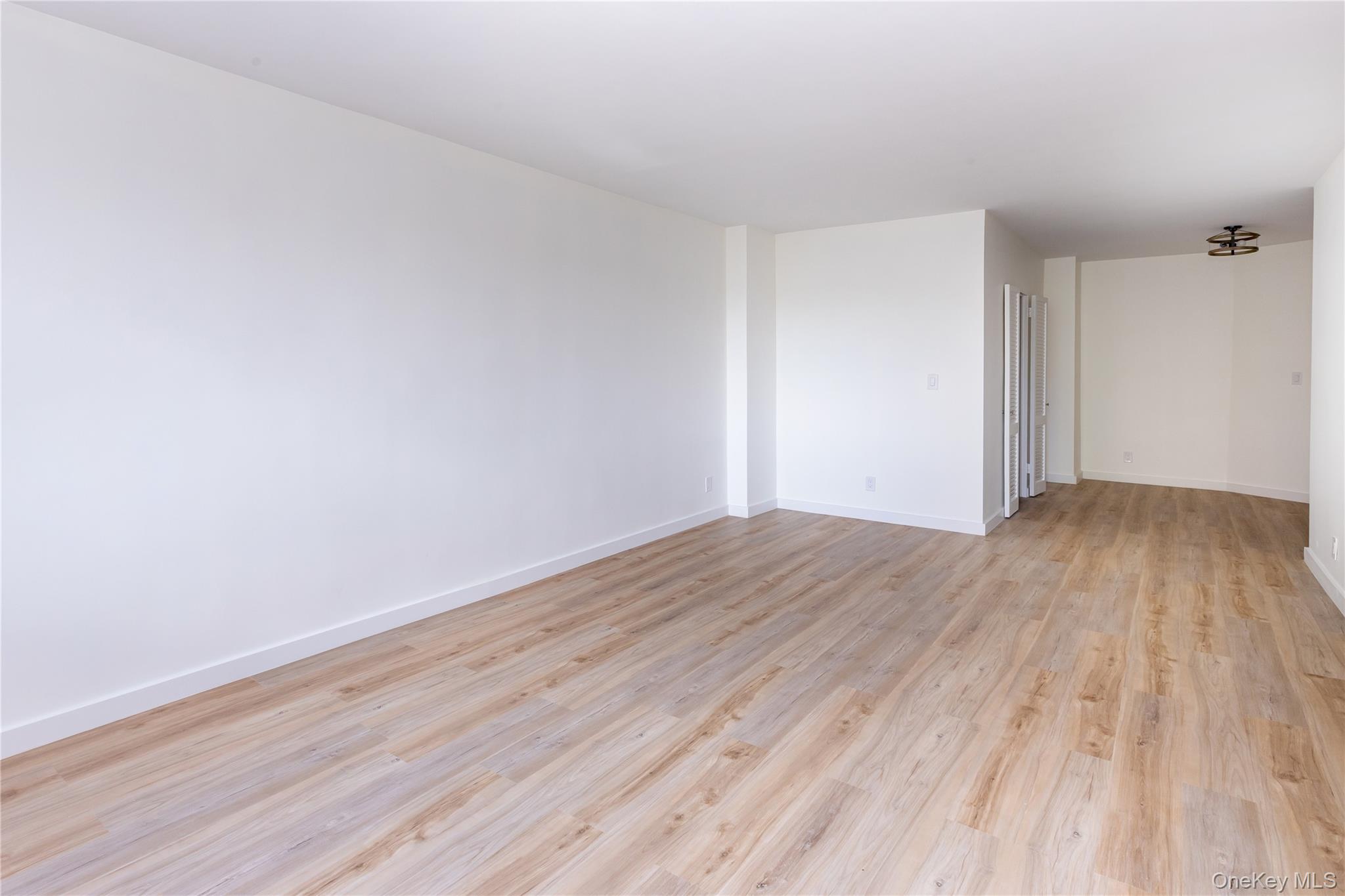 2621 Palisade Avenue 1g Property Photo 4