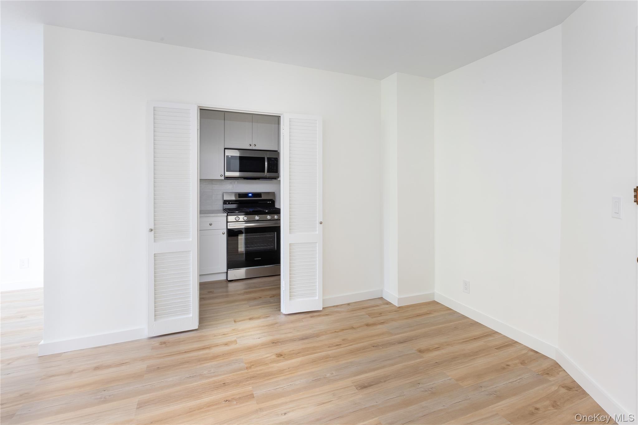 2621 Palisade Avenue 1g Property Photo 9