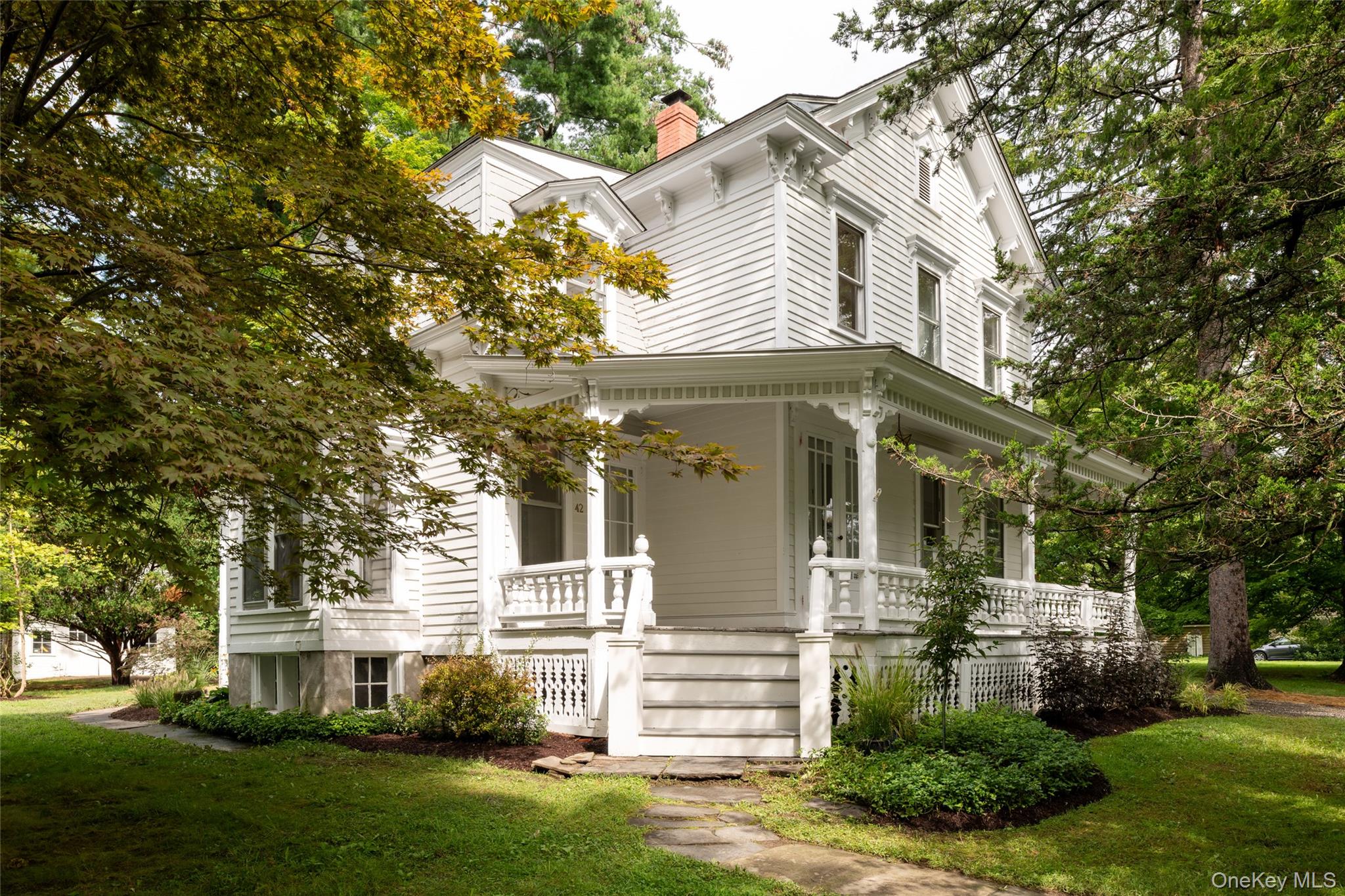 42-44 Montgomery Street Property Photo 1