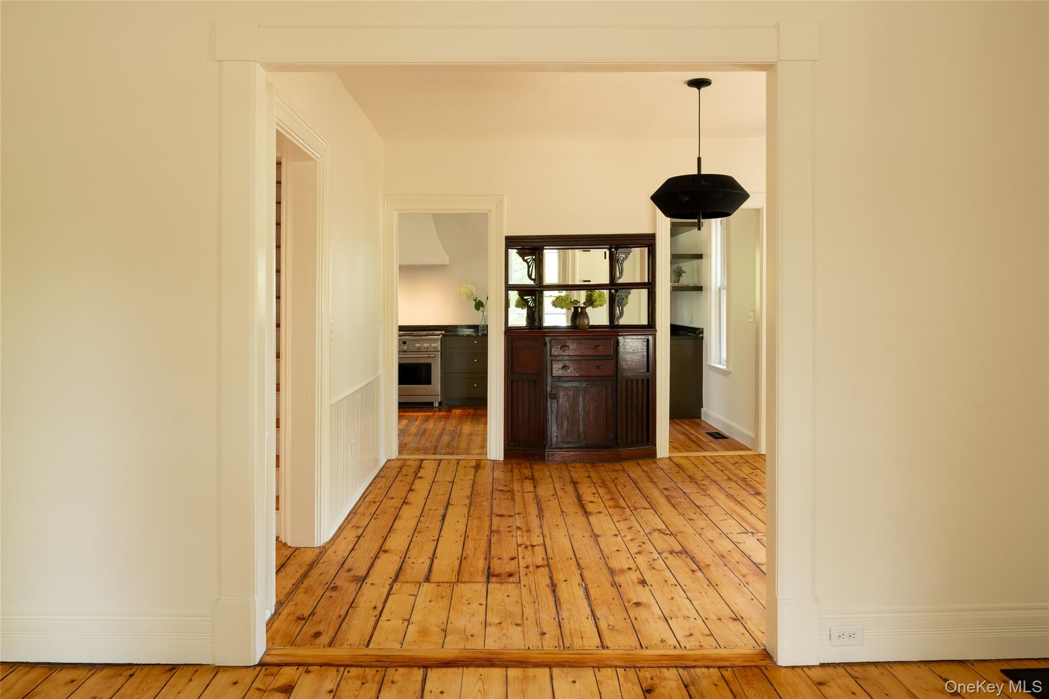 42-44 Montgomery Street Property Photo 15