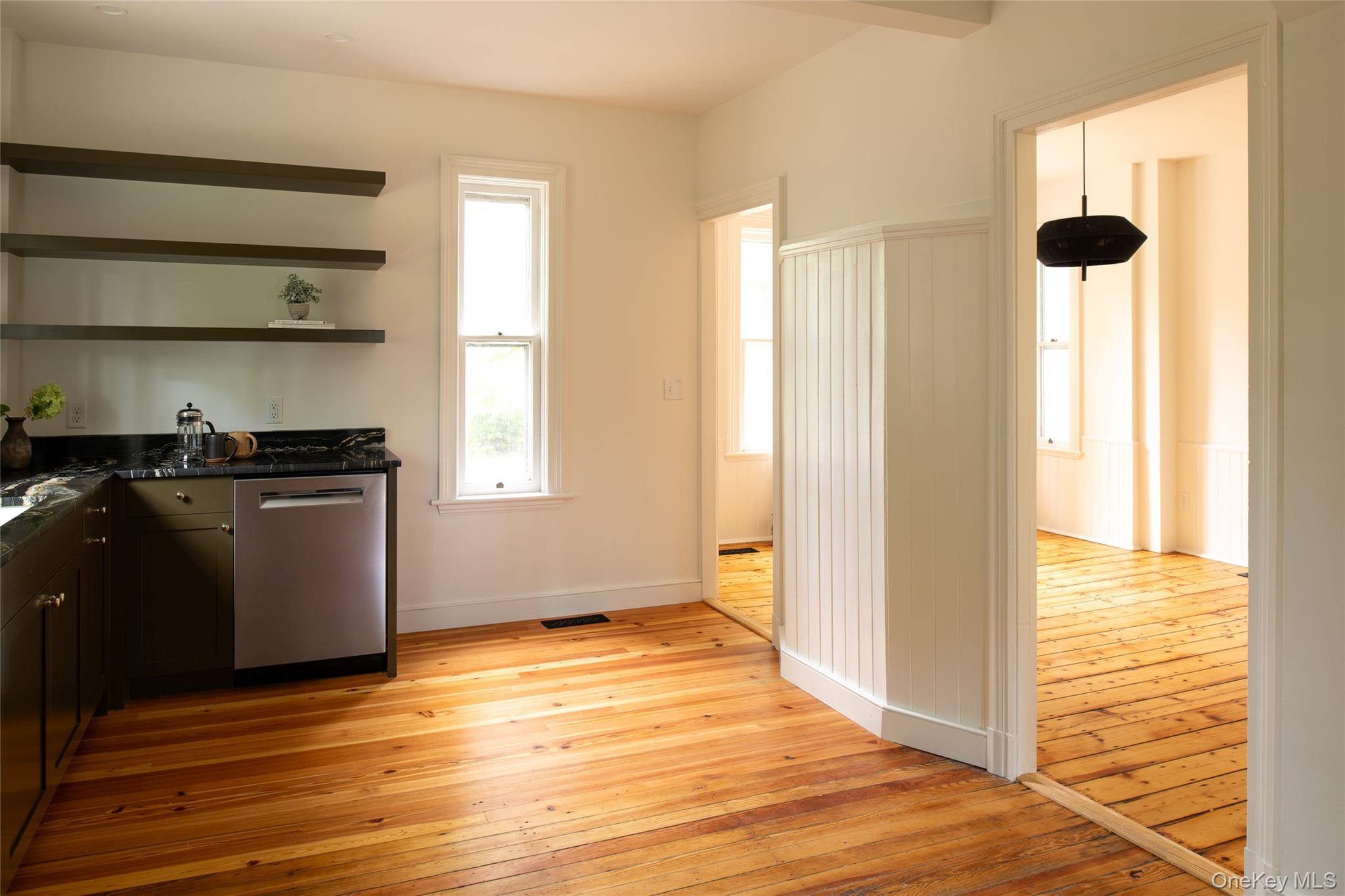 42-44 Montgomery Street Property Photo 17