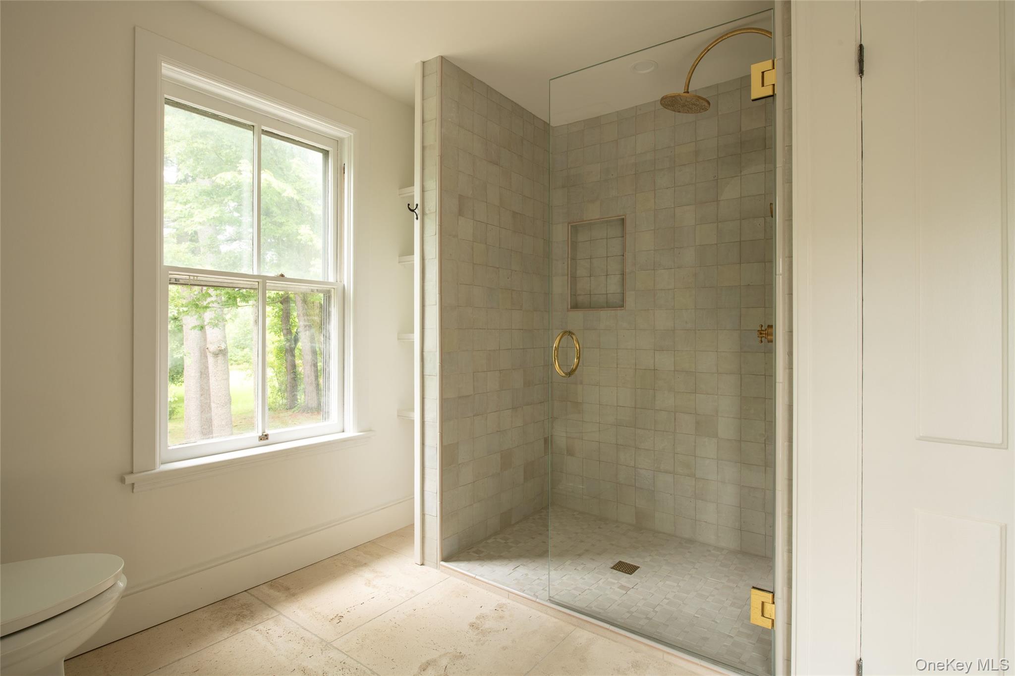 42-44 Montgomery Street Property Photo 27