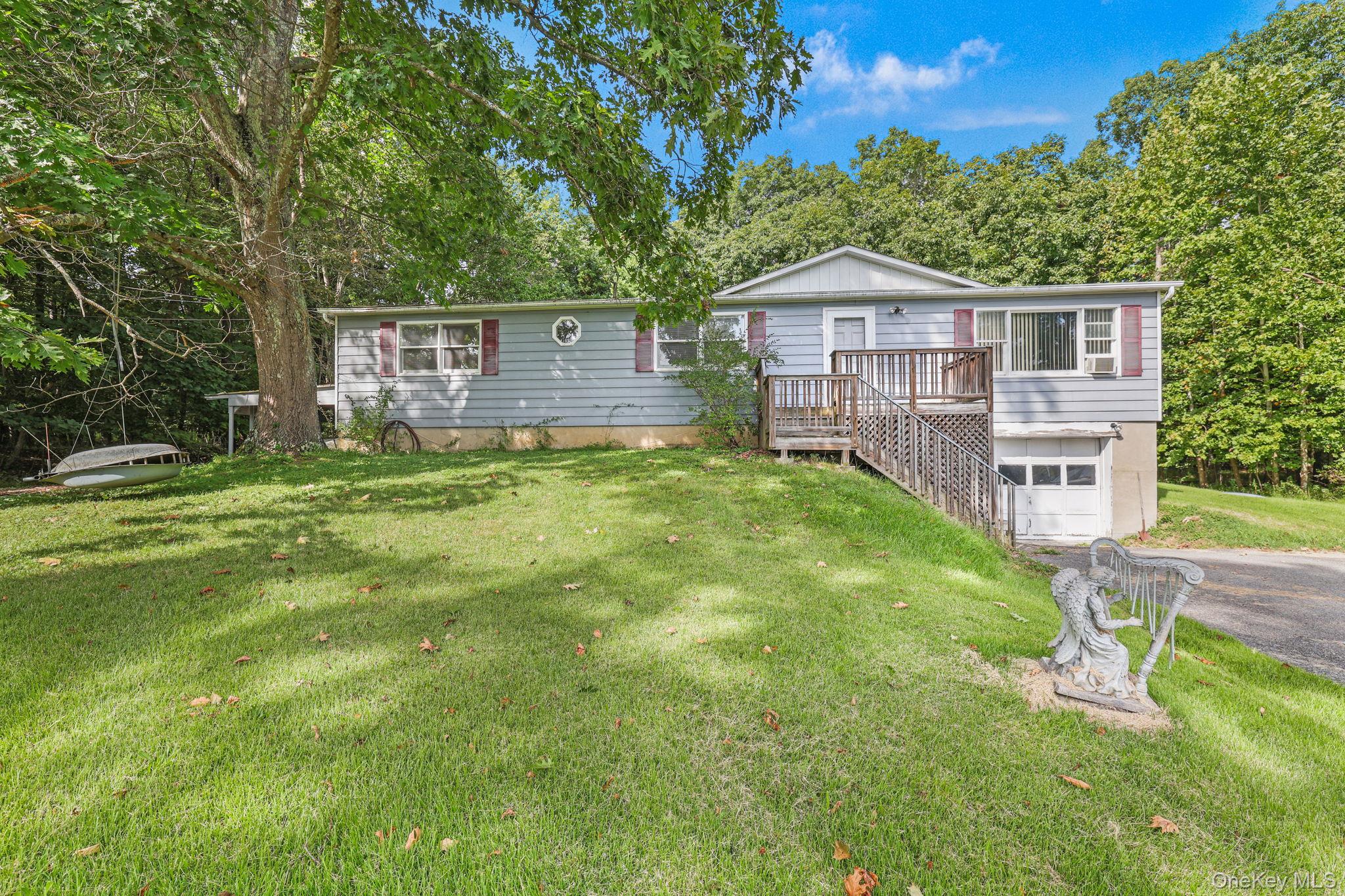 894 Wallkill Avenue Property Photo 1