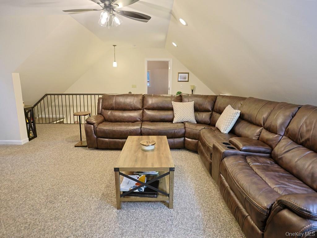 2 Panther Lane Property Photo 27