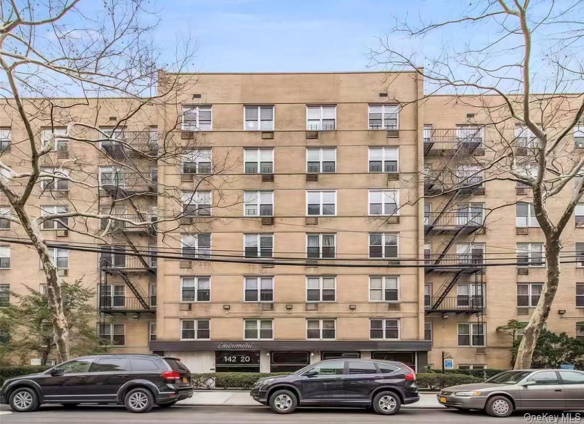 142-20 Franklin Avenue 6E Property Photo 1