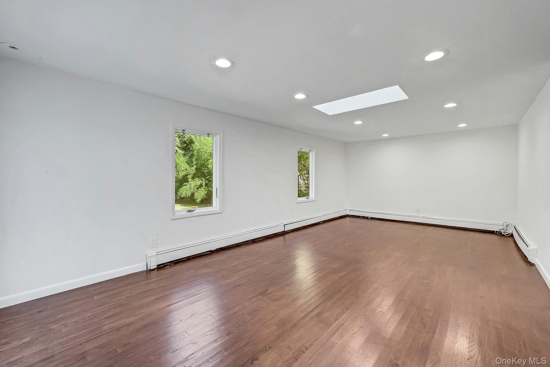 13 Colonial Road Property Photo 11