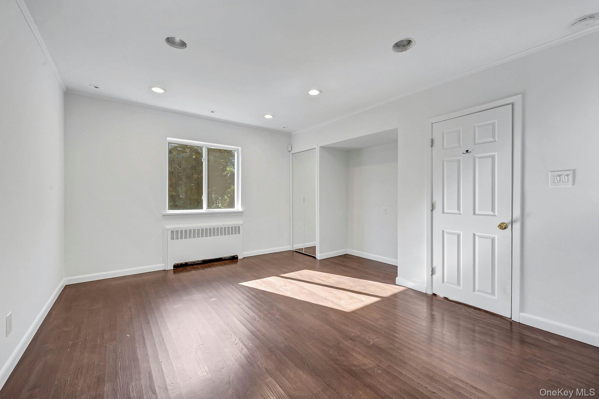 13 Colonial Road Property Photo 15