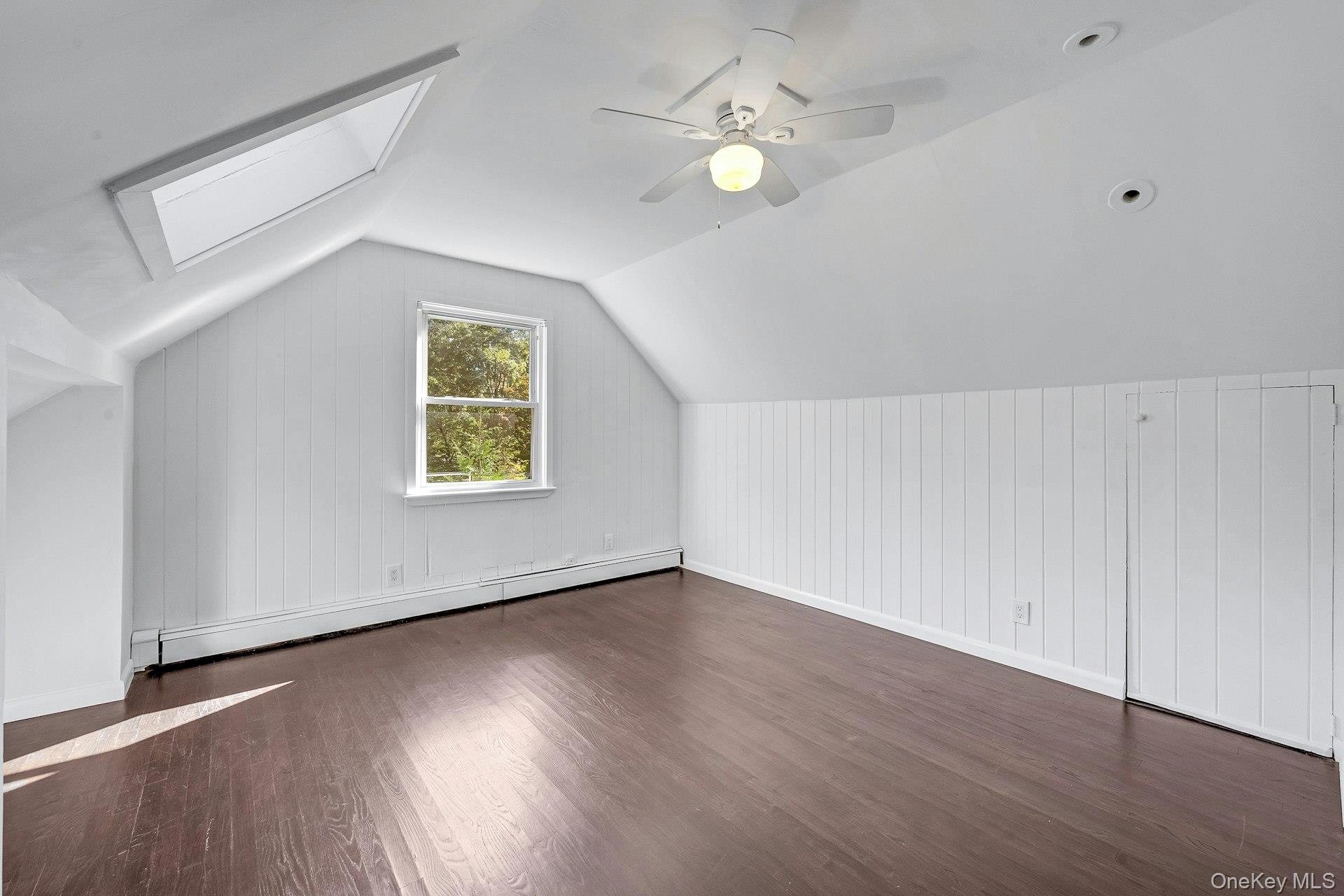 13 Colonial Road Property Photo 19