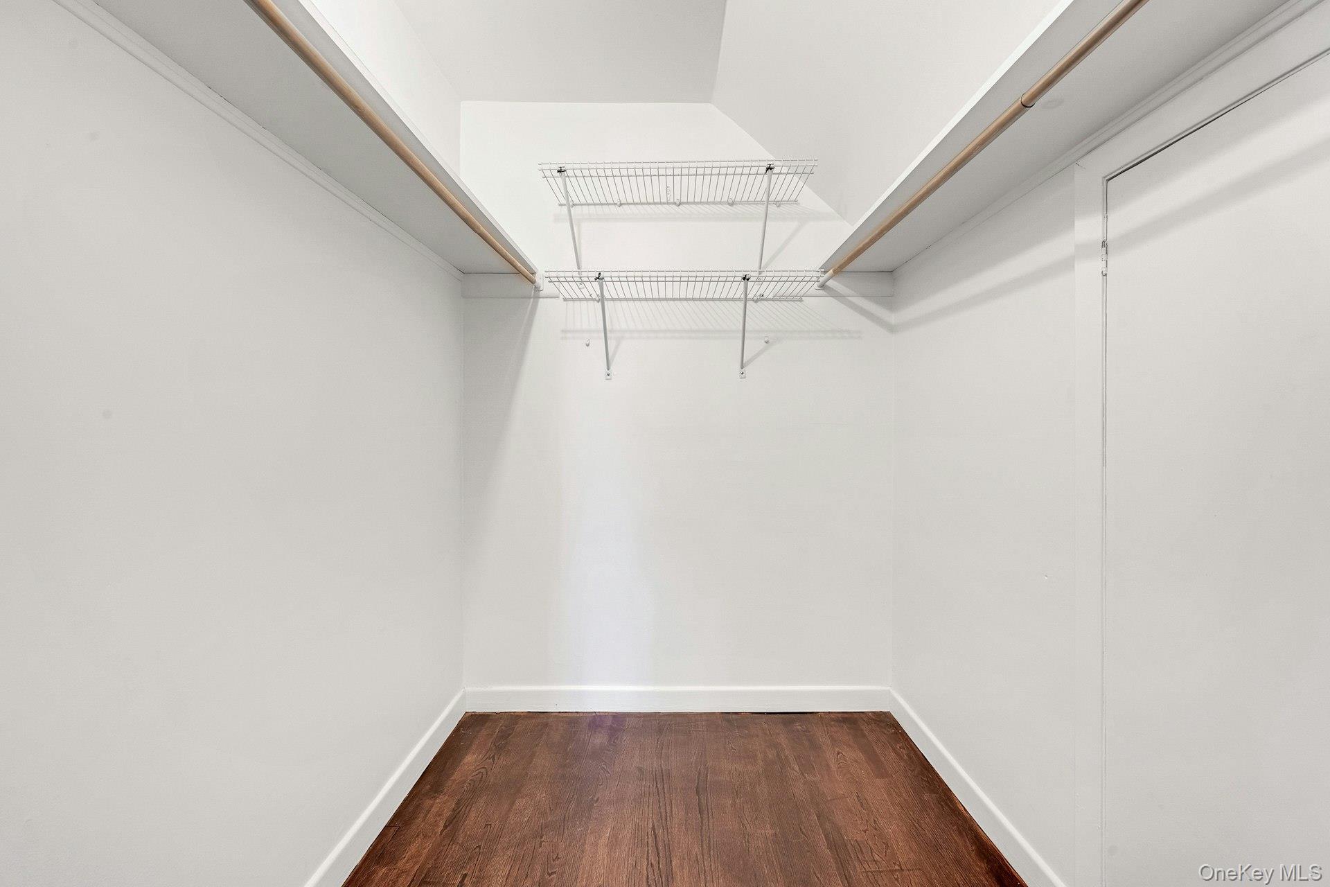 13 Colonial Road Property Photo 23