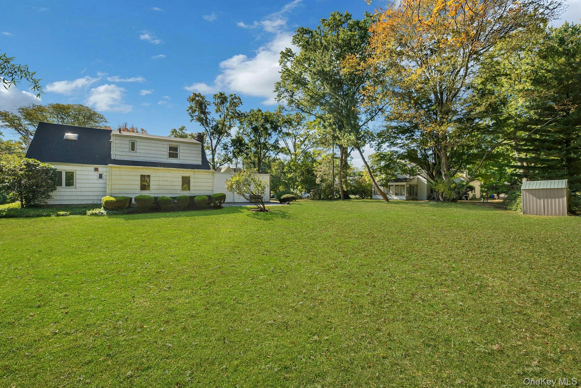 13 Colonial Road Property Photo 29
