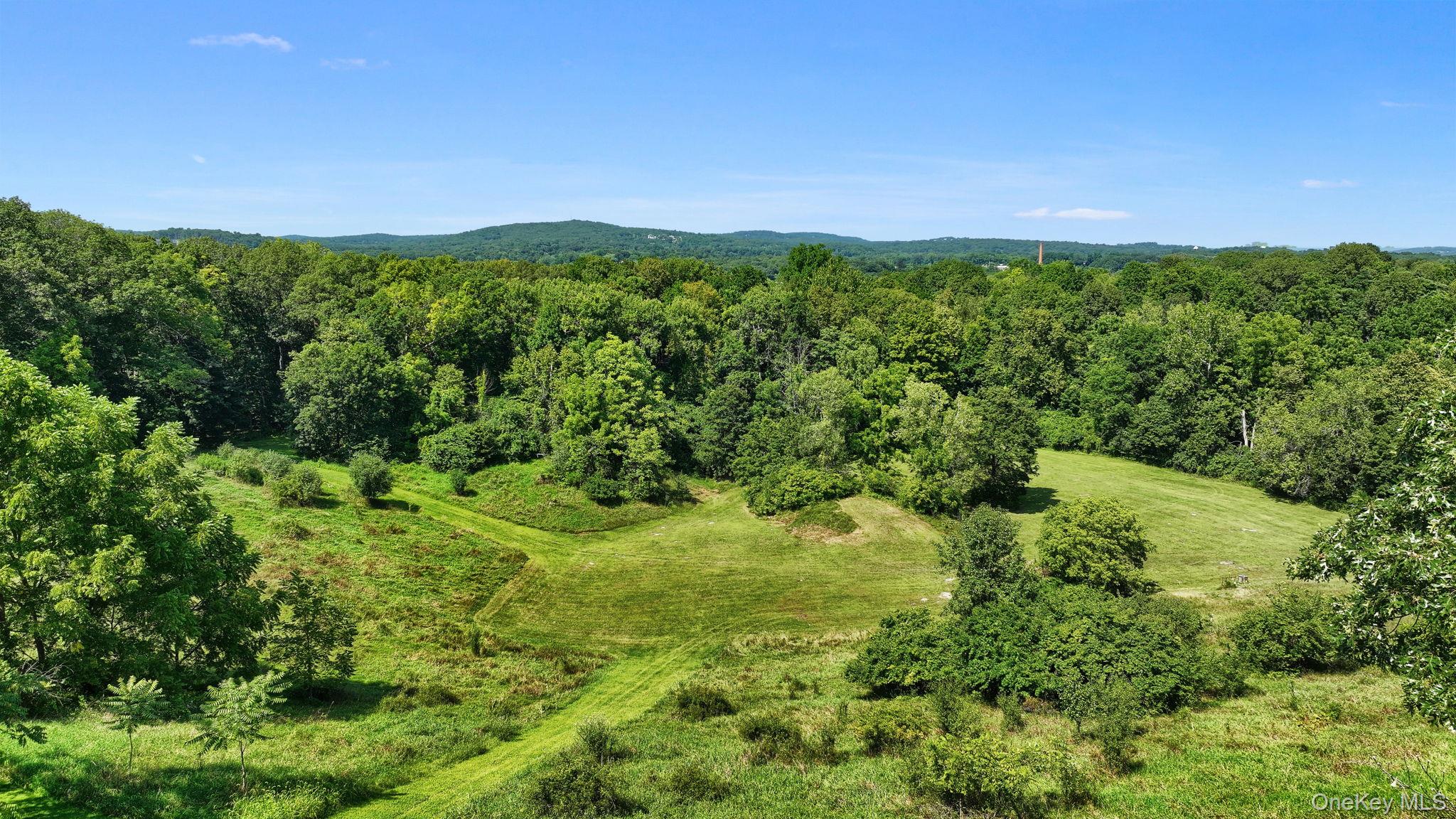 470 Little Britain Road Property Photo 2