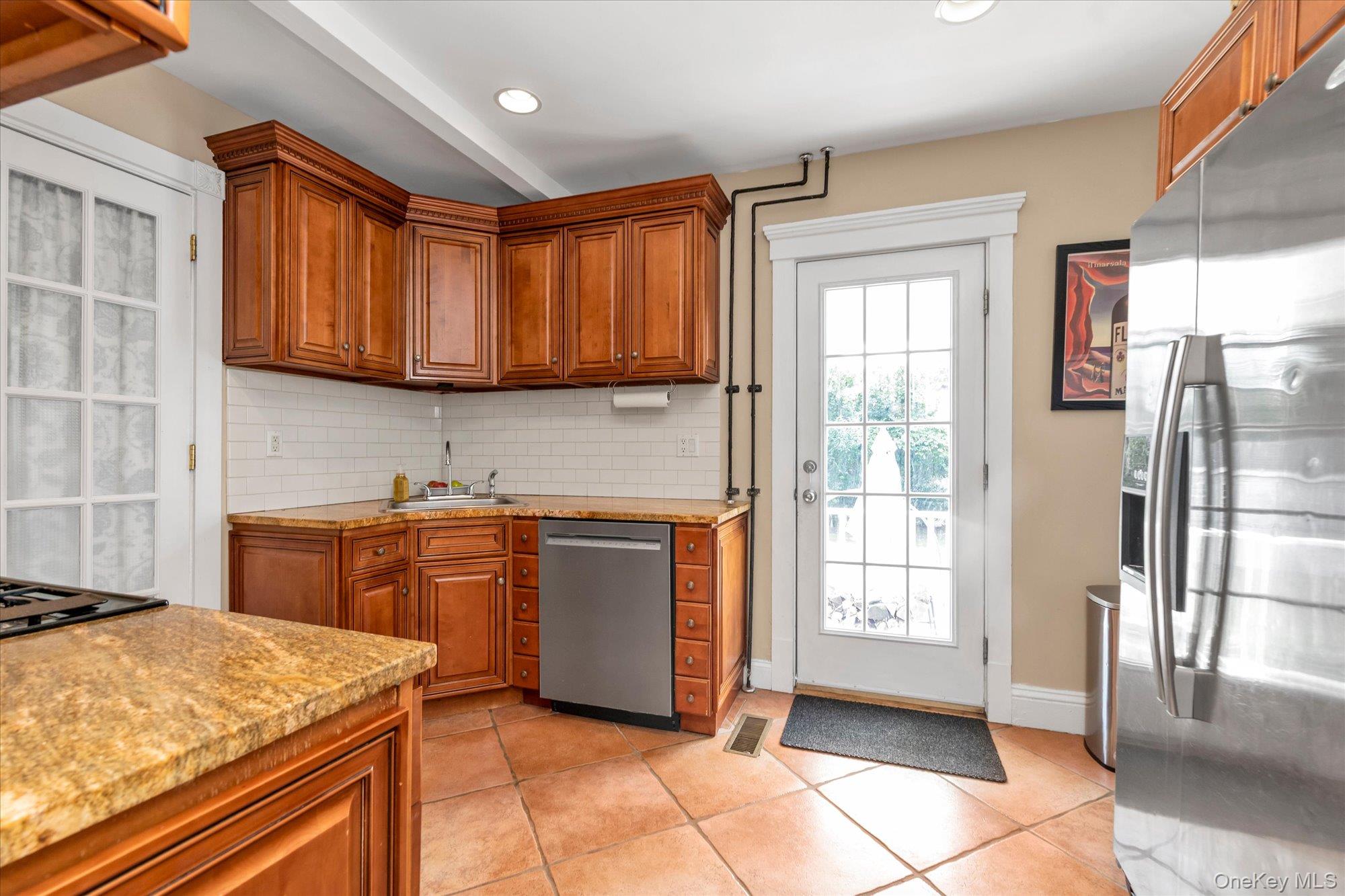 33 Adams Street Property Photo 11