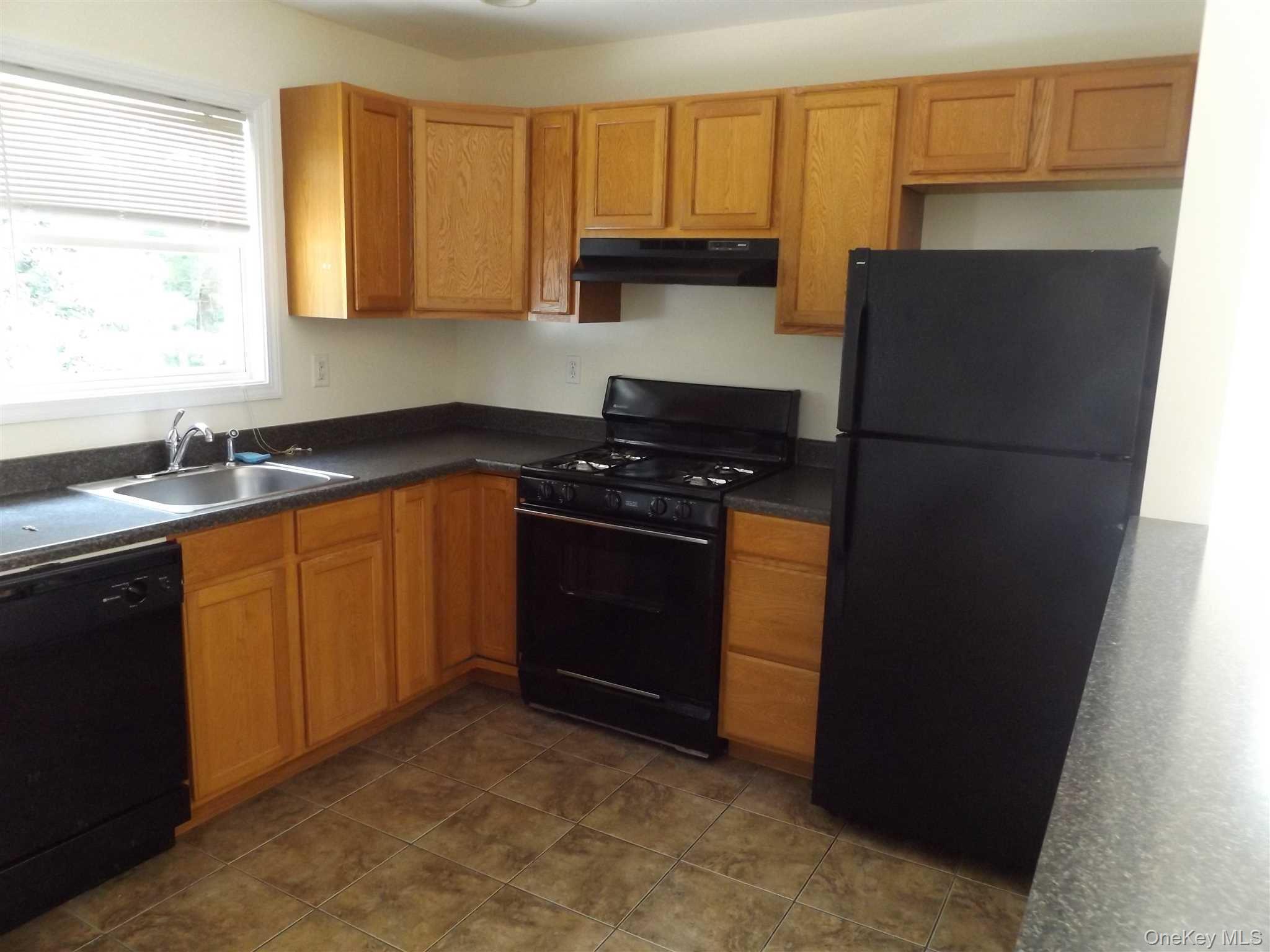 4 State Street 6 Property Photo 6