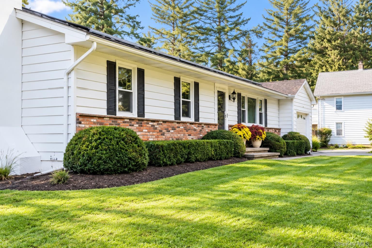 17 Rose Avenue Property Photo 2