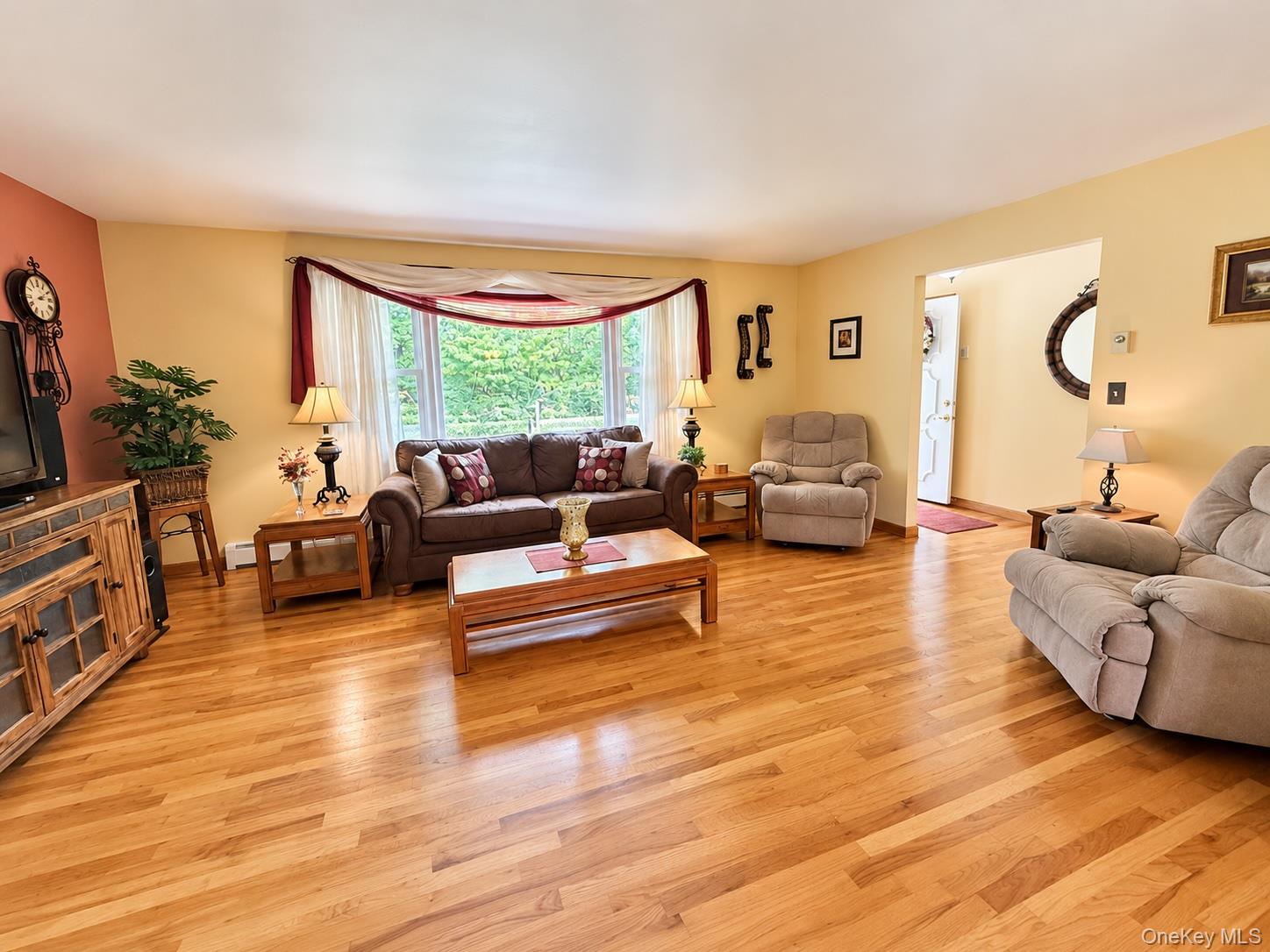 17 Rose Avenue Property Photo 5