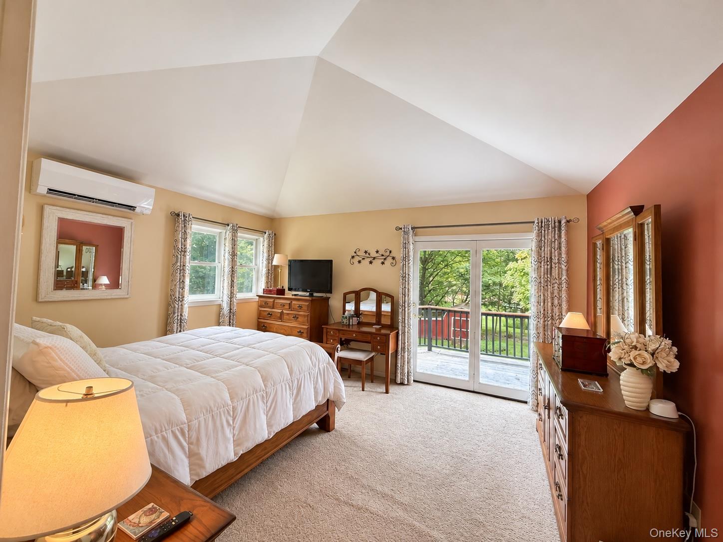 17 Rose Avenue Property Photo 46