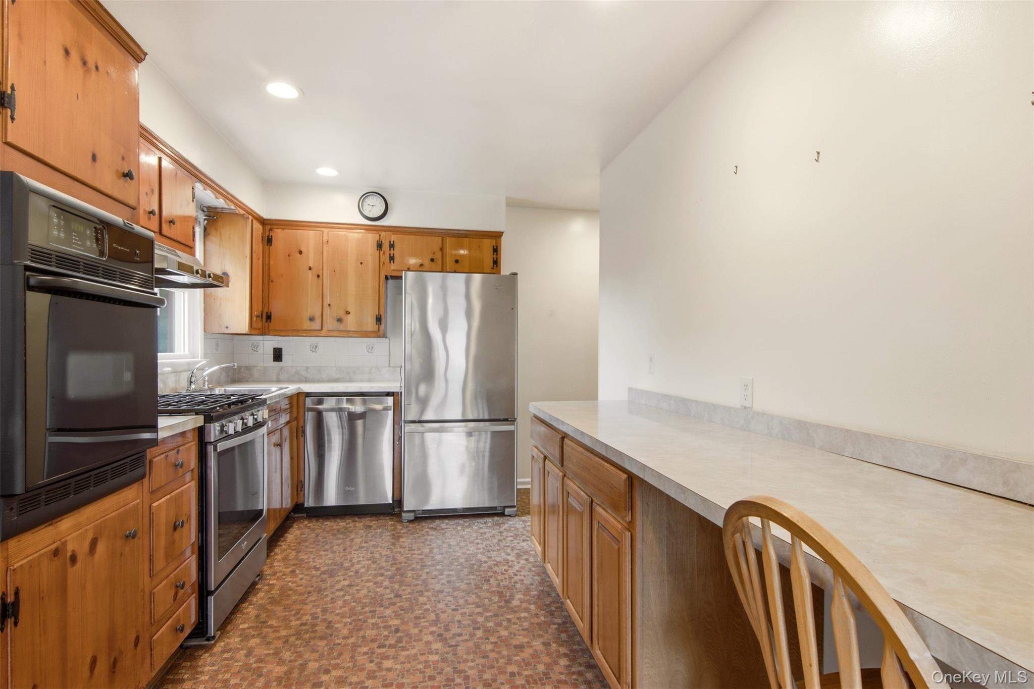 439 9th Street Property Photo 12