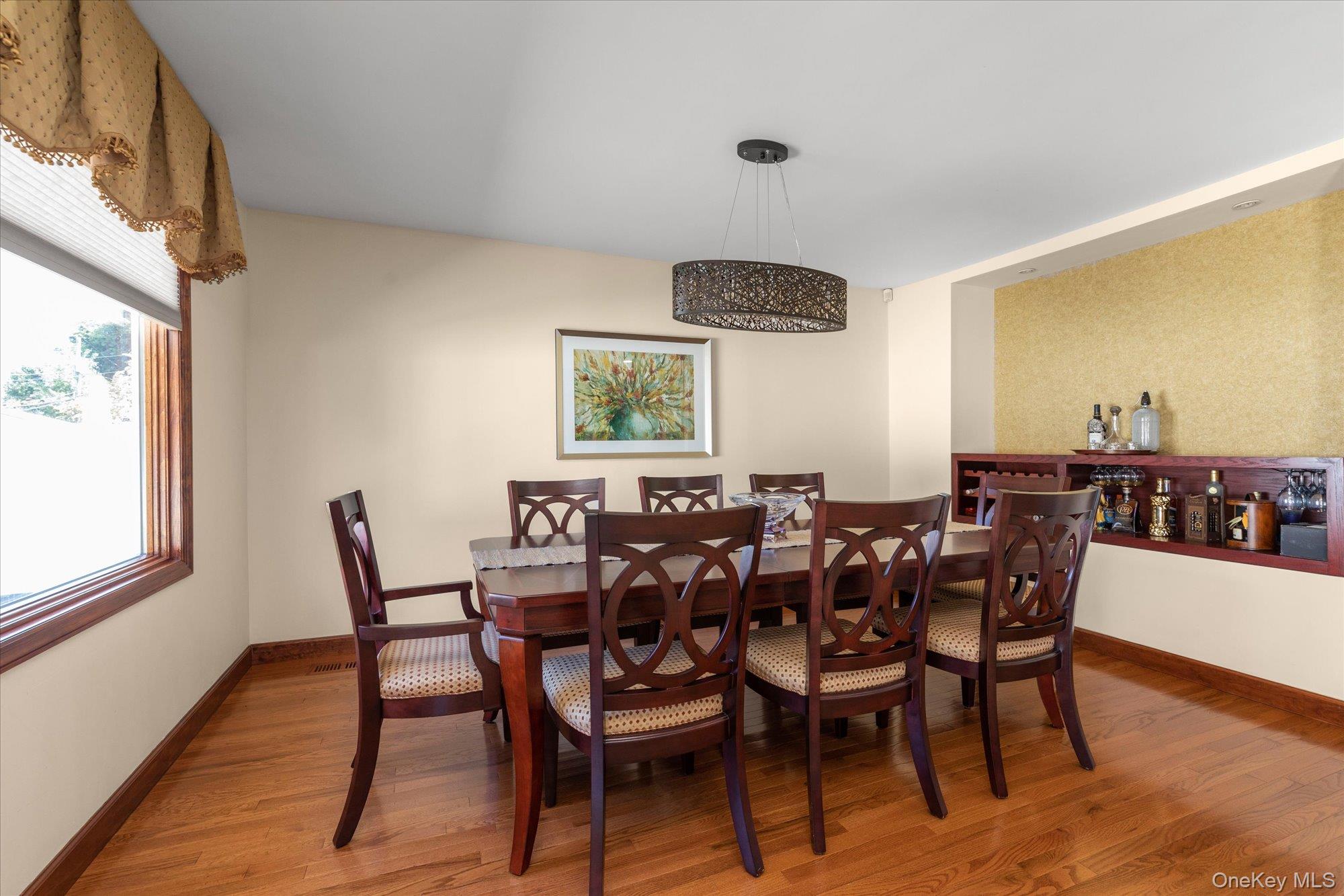 2 Benmor Court Property Photo 5