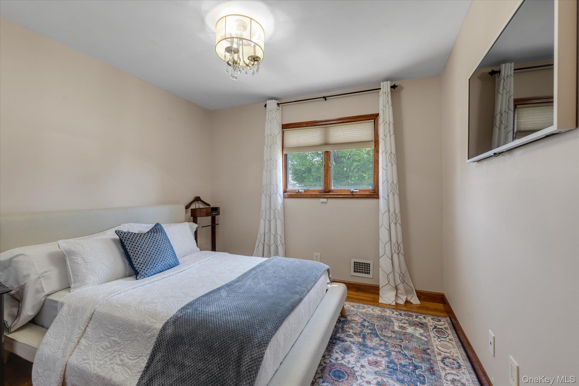 2 Benmor Court Property Photo 6