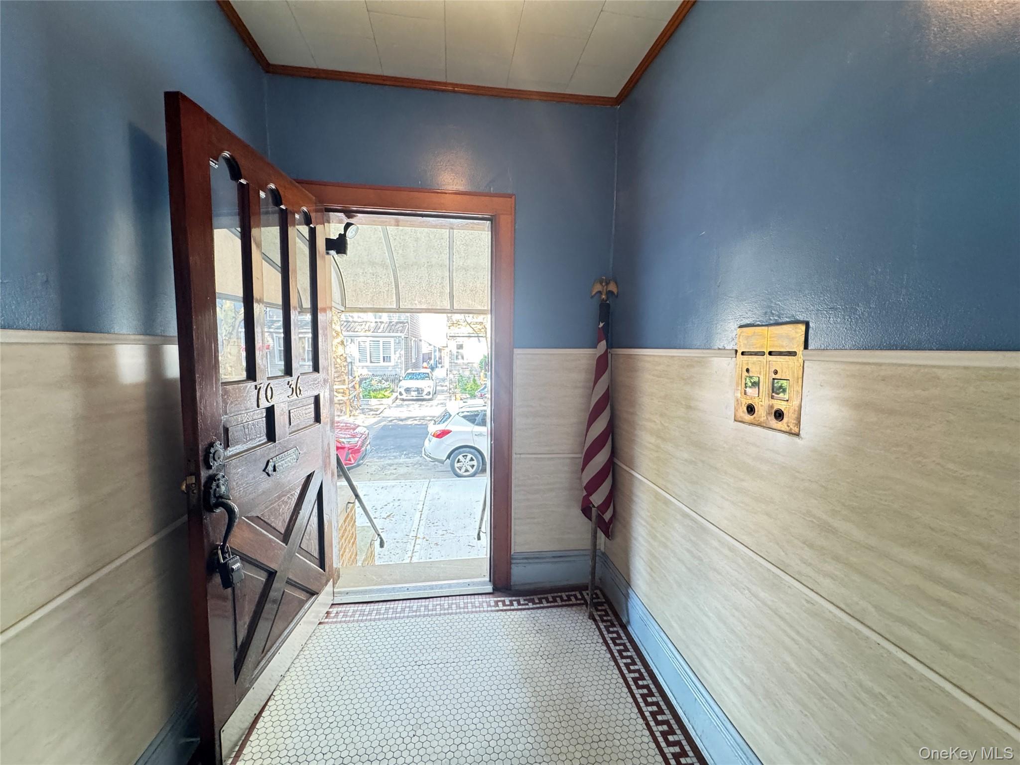 7036 65th Street Property Photo 11