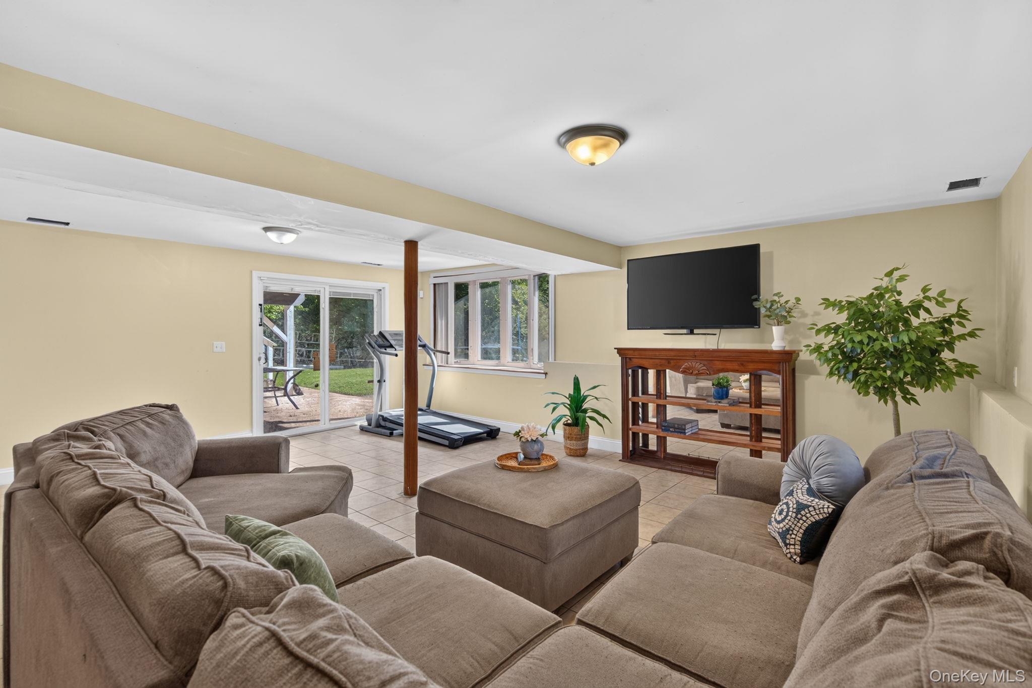11 Amy Lane Property Photo 27