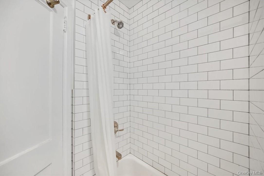 15 Kaldenberg Place Property Photo 15