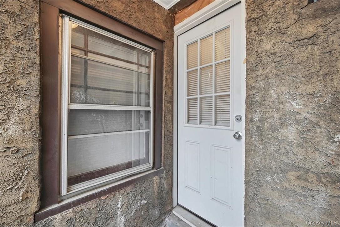 15 Kaldenberg Place Property Photo 19