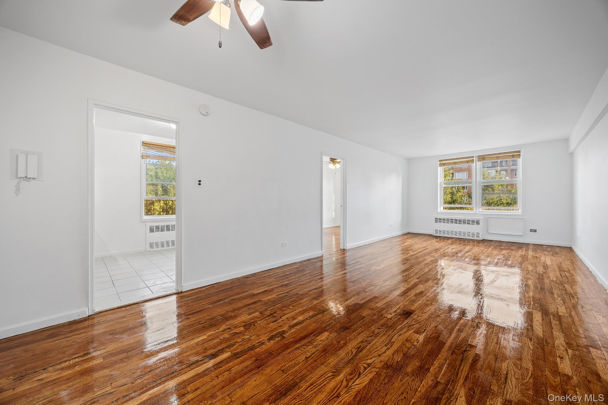 63-11 Queens Boulevard D3 Property Photo 2