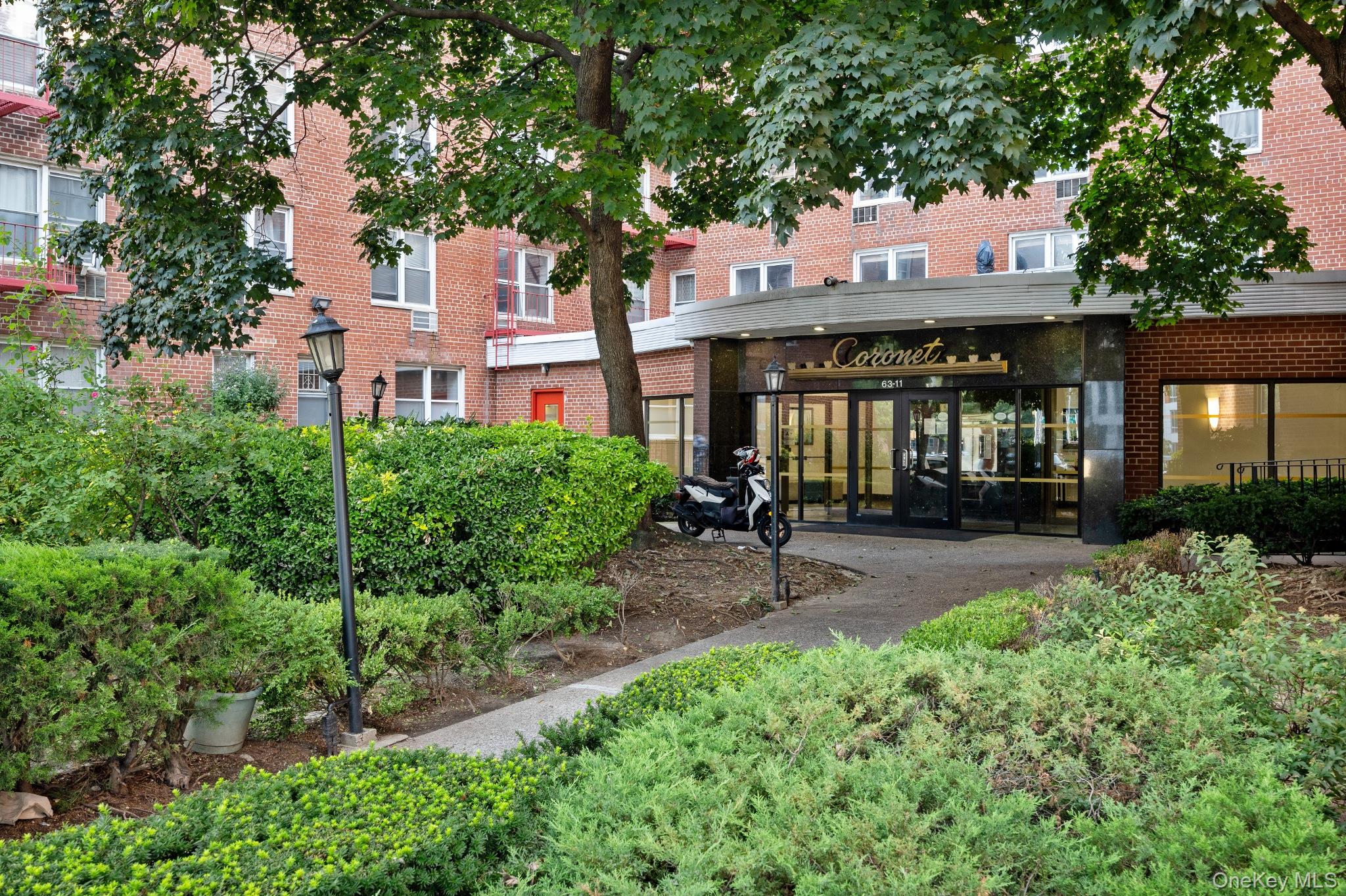 63-11 Queens Boulevard D3 Property Photo 16