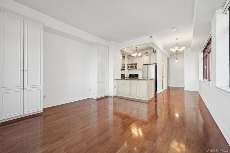 4-74 48th Avenue 5a Property Photo 2