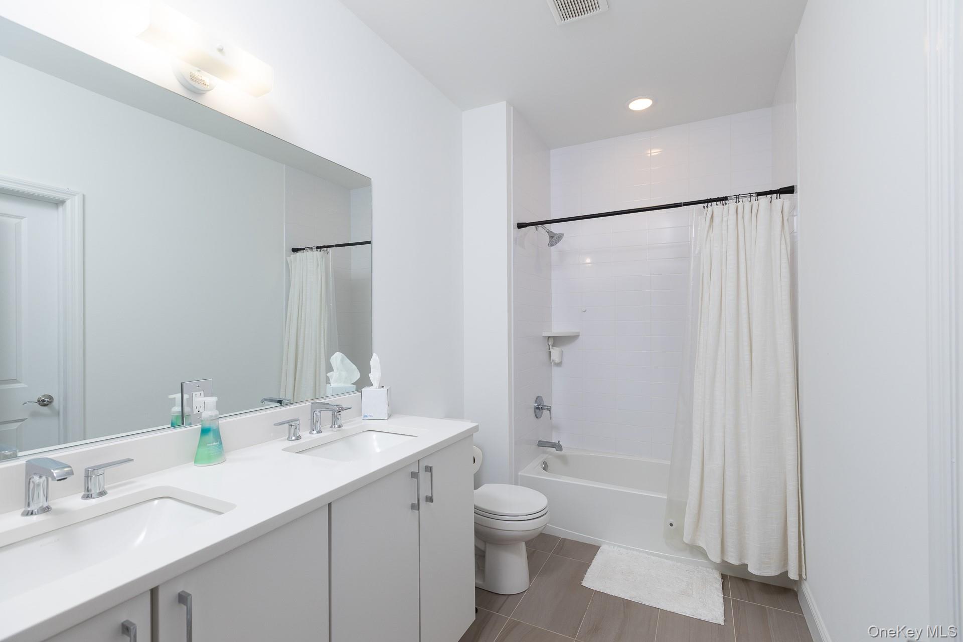 45 Grace Hall Lane Property Photo 8