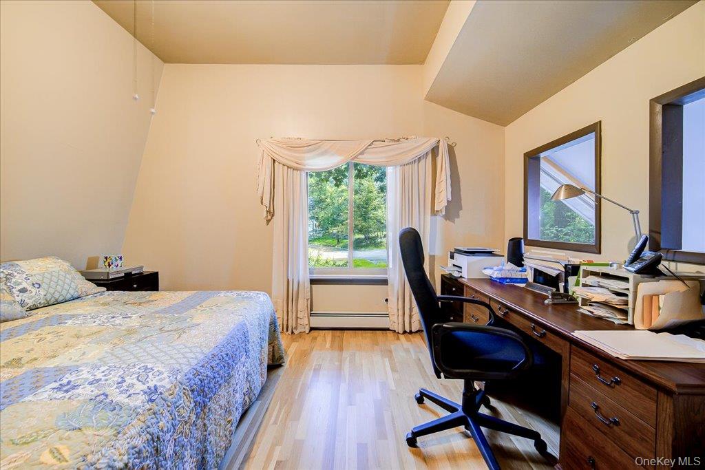 142 N Emerald Drive Property Photo 30