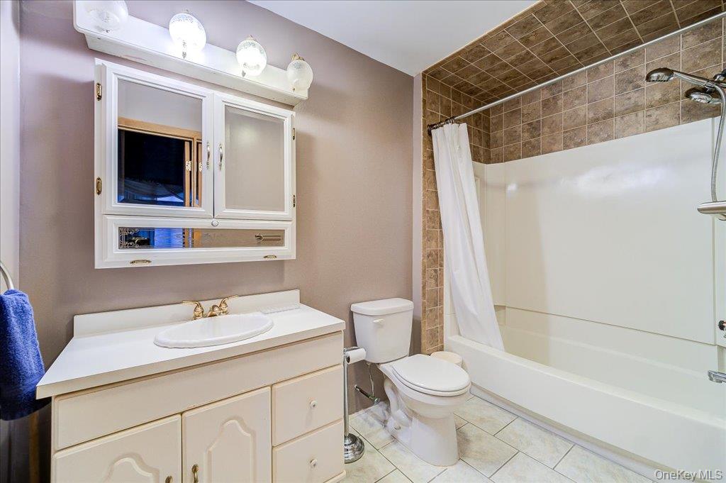 142 N Emerald Drive Property Photo 39