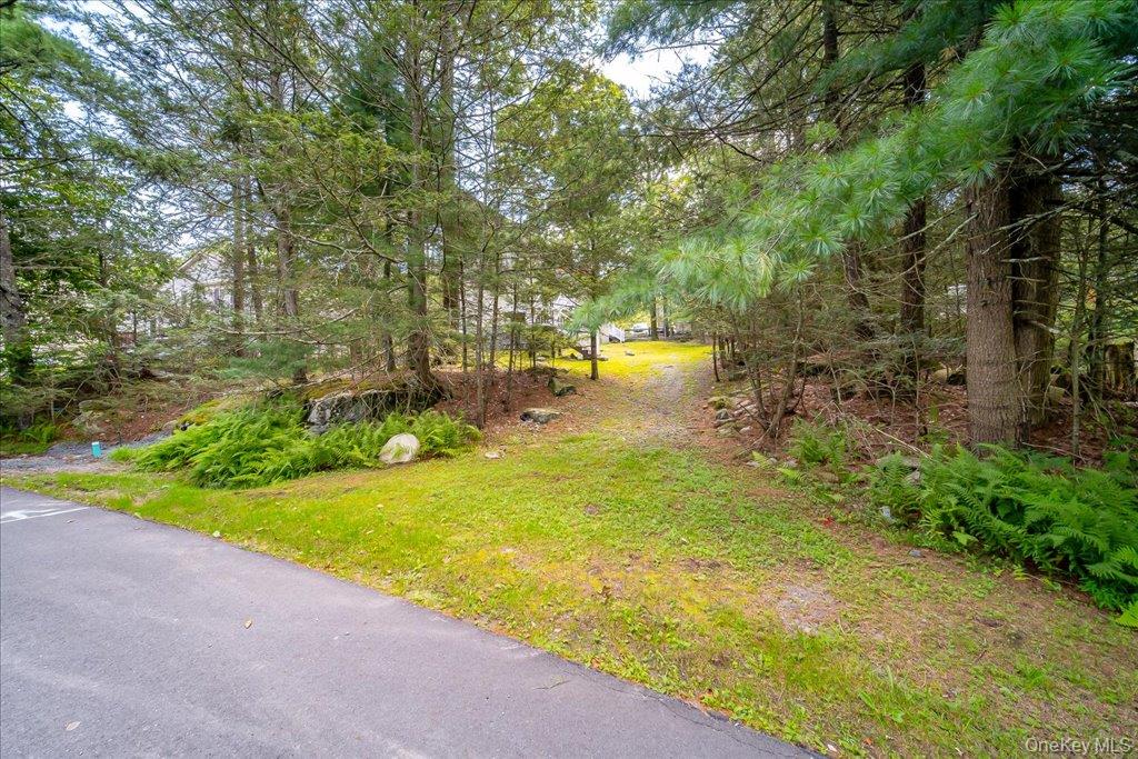 142 N Emerald Drive Property Photo 42