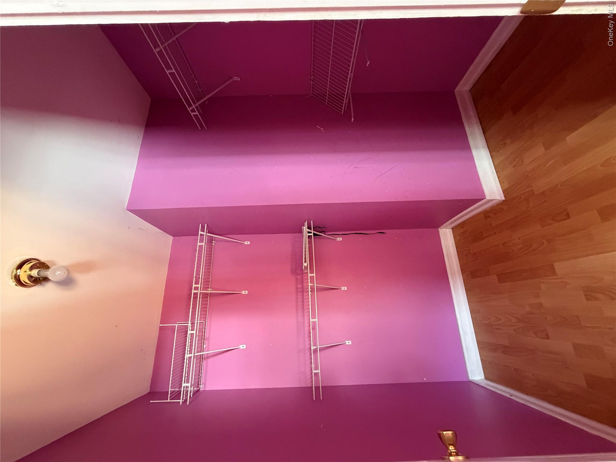 568 Park Avenue Property Photo 19