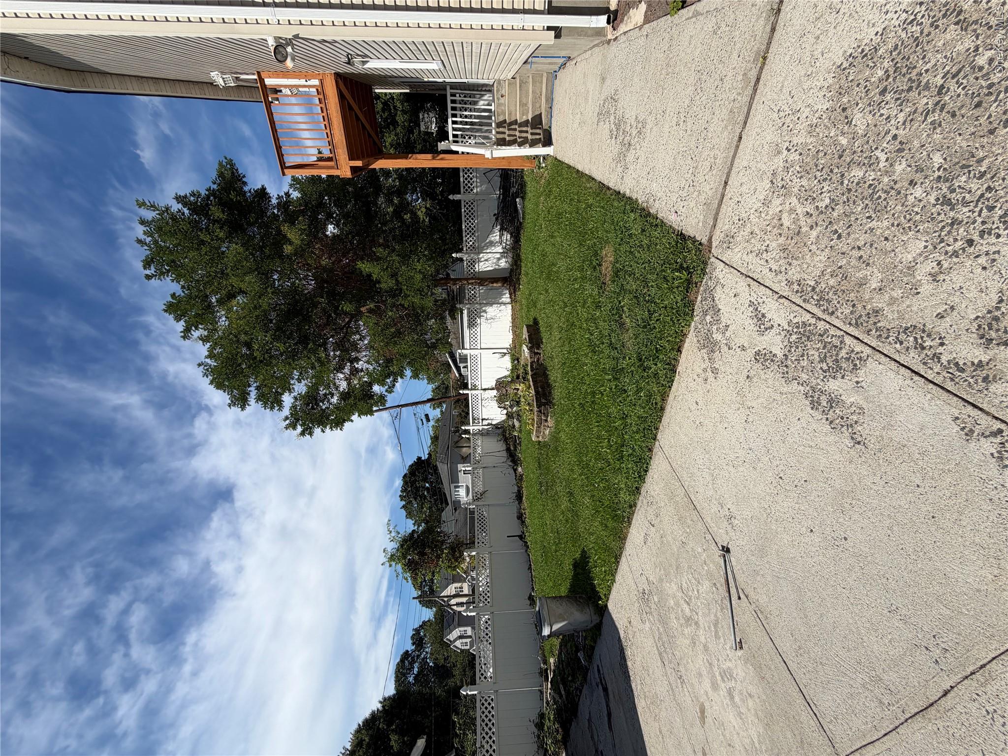 568 Park Avenue Property Photo 27