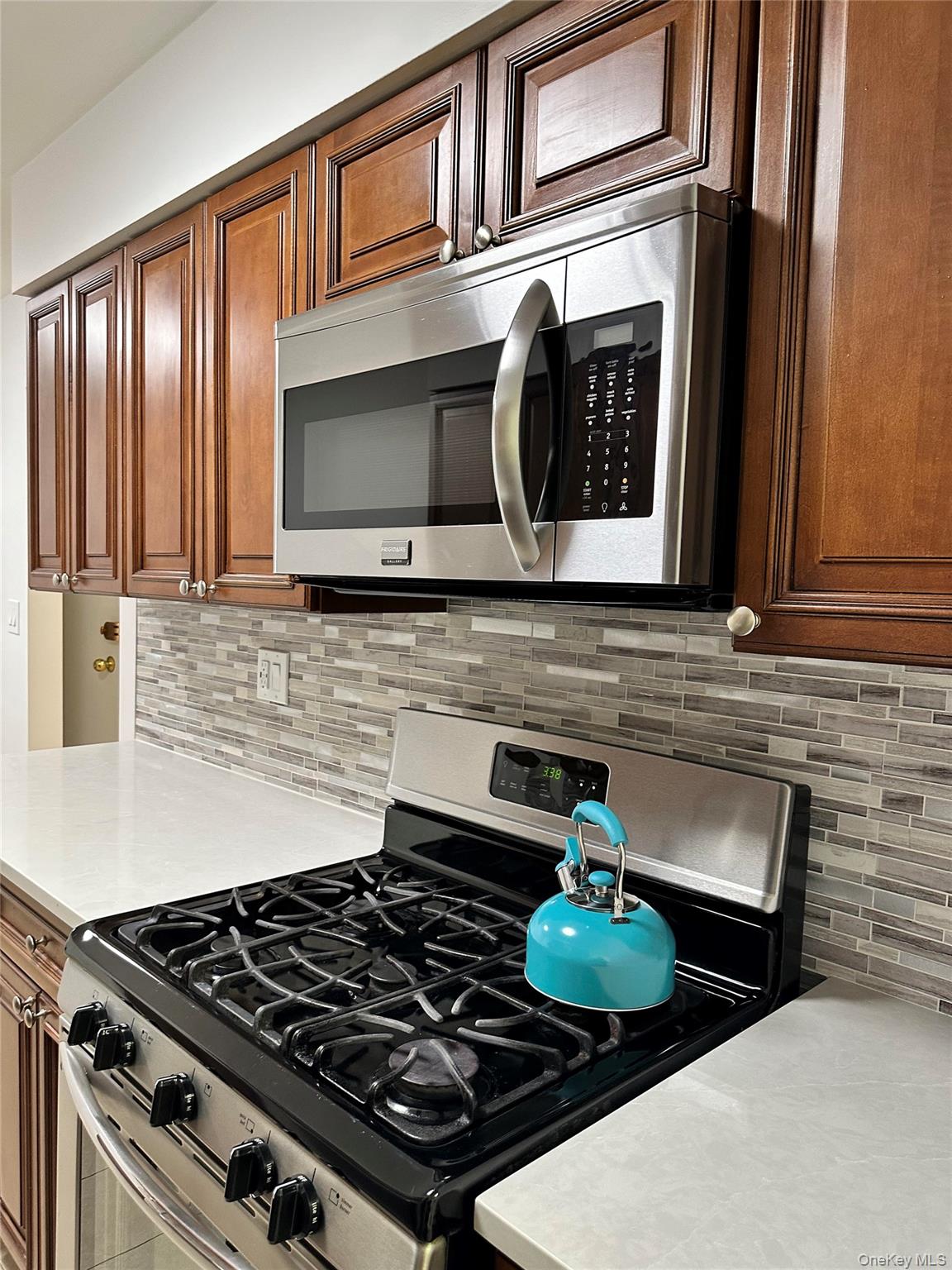 4 Brevoort Drive 1b Property Photo 3